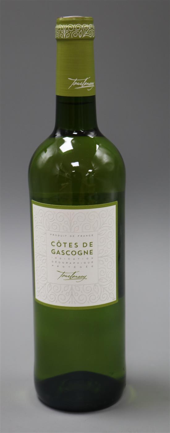 Six bottles Cotes de Gasgoine wines
